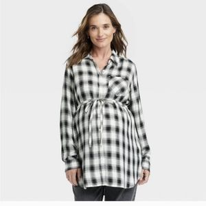 Long Sleeve Collared Classic Woven Popover Maternity Shirt Black & White Plaid